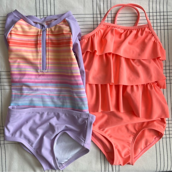 24months Carters Swimsuits (4) - Picture 3 of 3